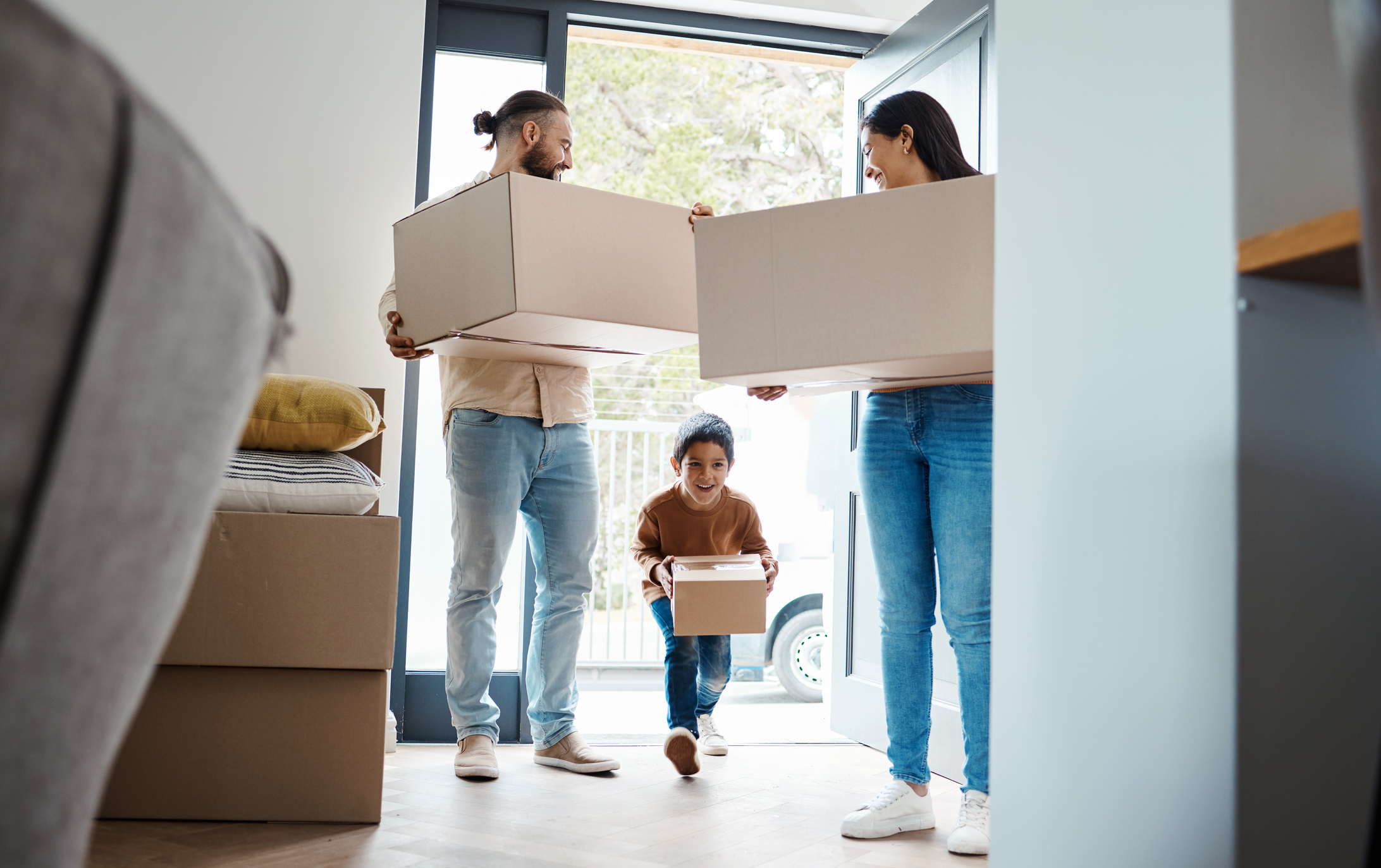 Moving home? Here's how to stay connected with fibre broadband